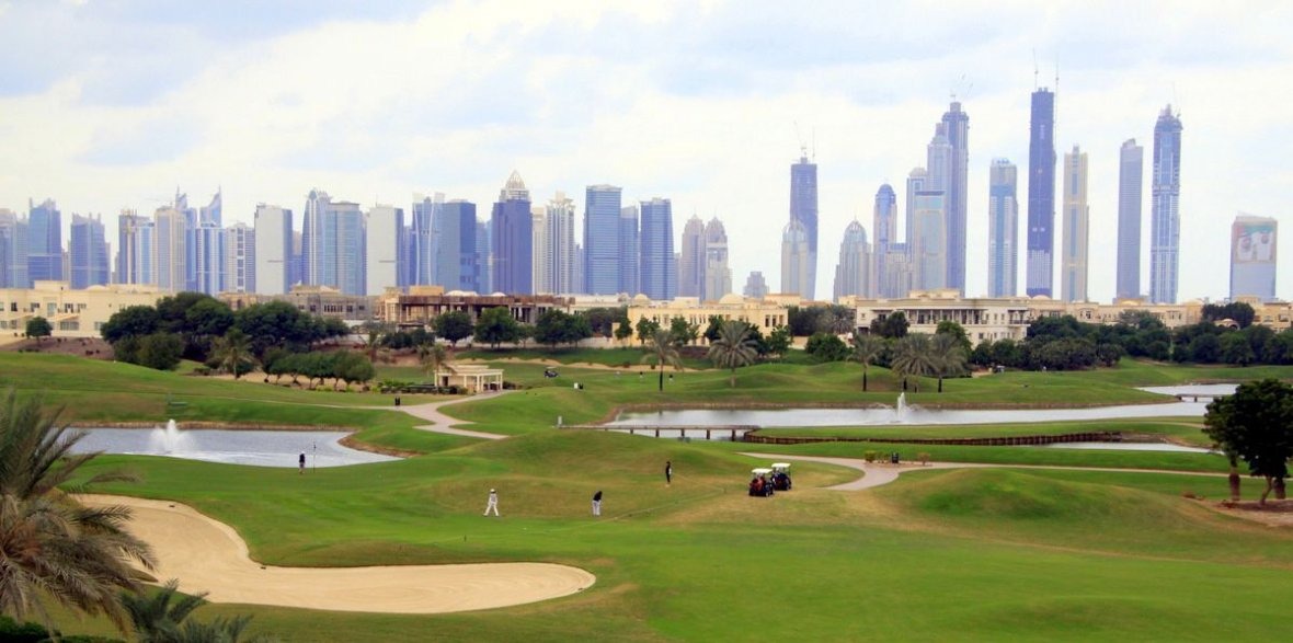 Emirates-Hills-Luxury- Living-in-Dubai